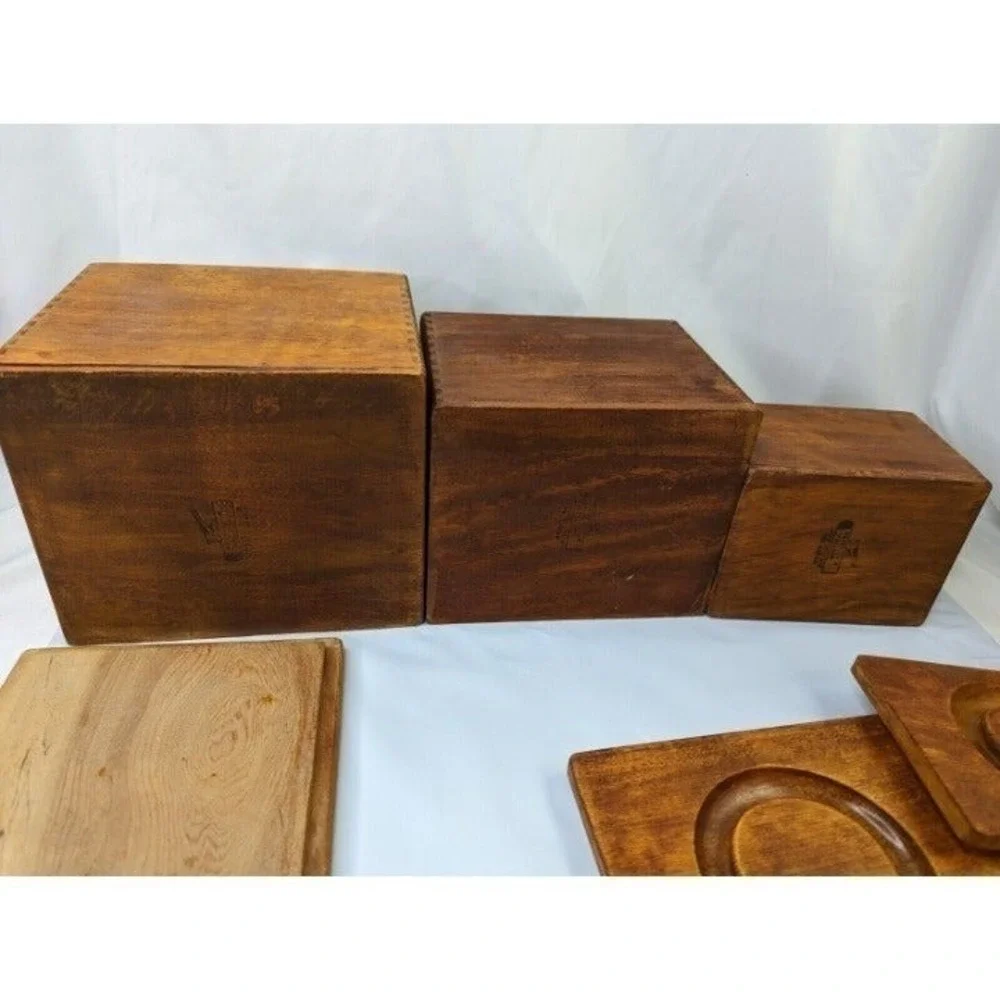 Woodpecker Products‎ Wooden Canister Salt Pepper Shaker Lot